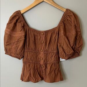 NWT Moon River Puff‎ Short Sleeve Peasant Top Size Small Terra Cotta Brown